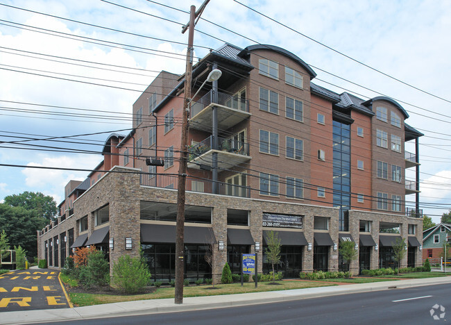 Building Photo - Washington House Condominium