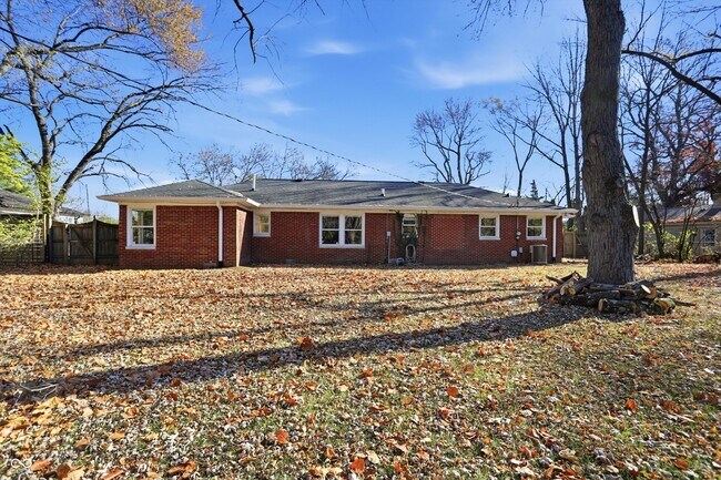 Building Photo - 7026 Spring Mill Rd