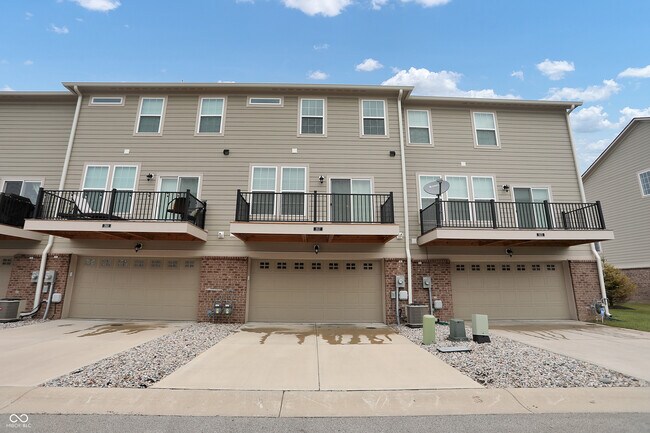 Building Photo - 3517 Buckner Dr