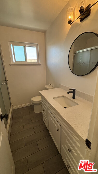 Building Photo - 8759 Tobias Ave
