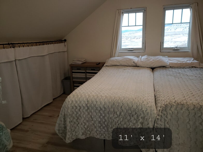 Building Photo - 42 Prairie Ln