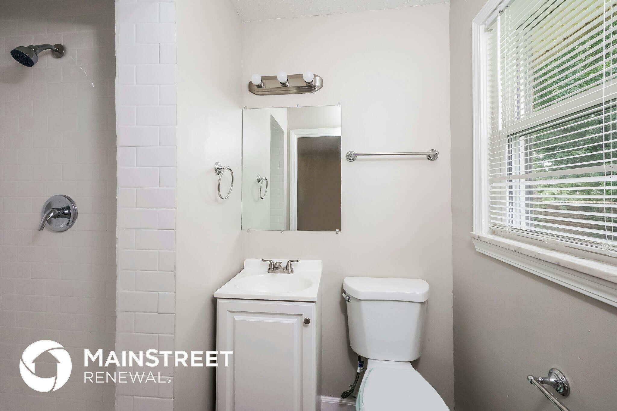 Building Photo - 3008 Pioneer Rd