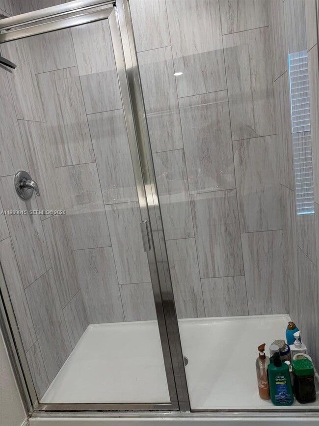 Building Photo - 3902 SW Brunswick St