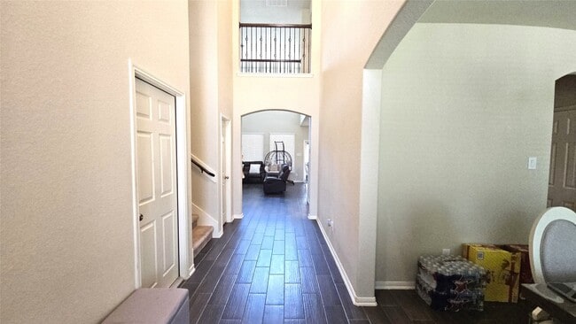 Building Photo - 18514 Gardens End Ln