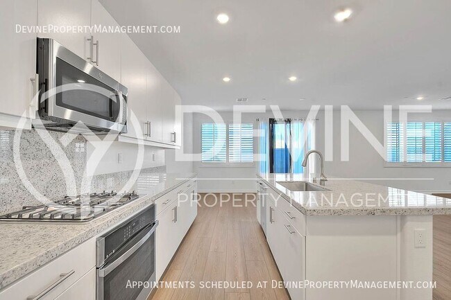 Building Photo - 2723 Emerald Bay Dr