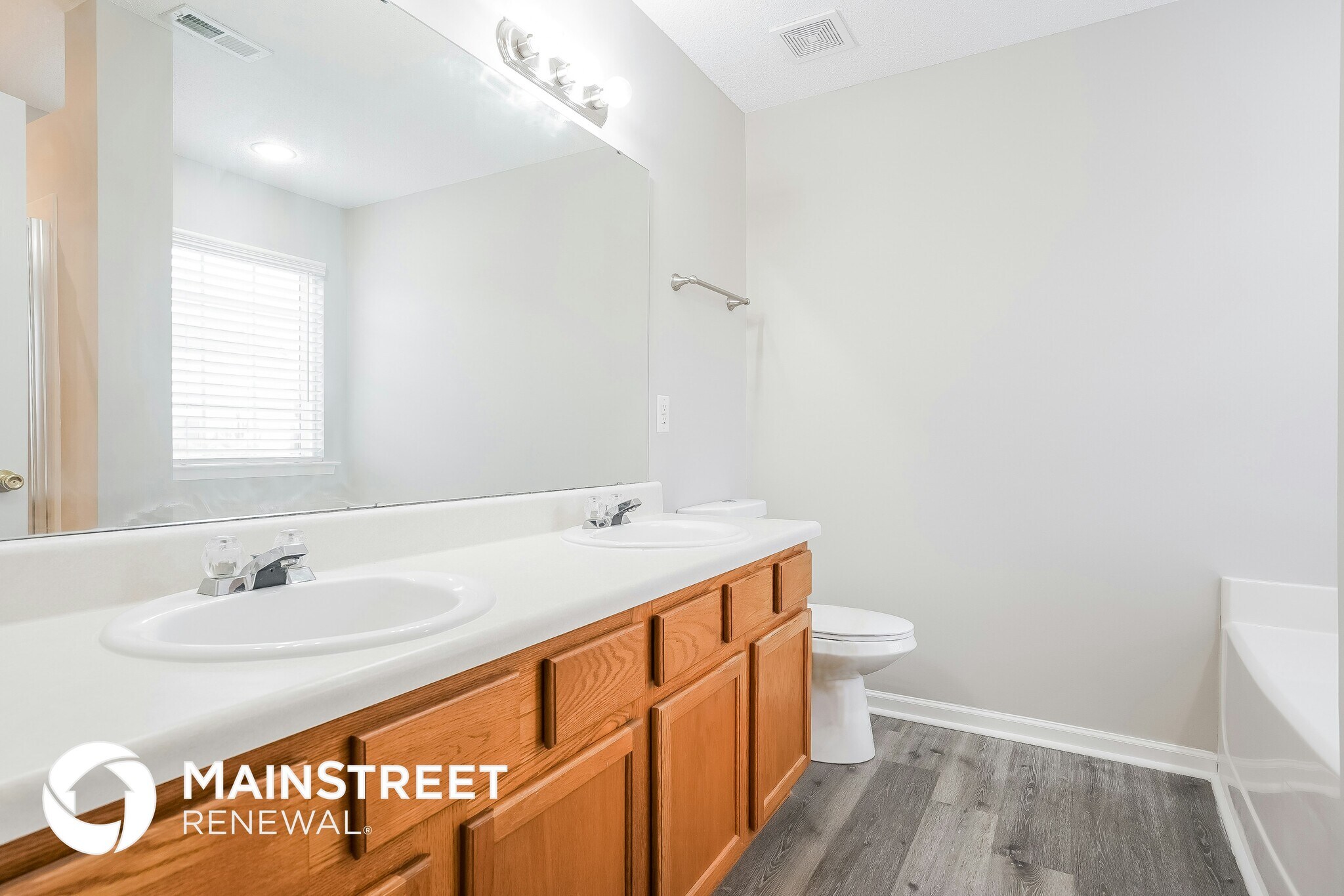 Building Photo - 6008 Porterdale Dr