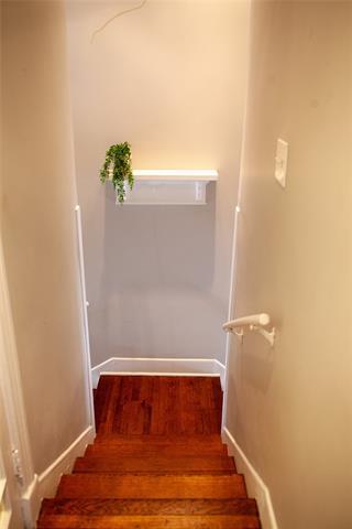 Building Photo - 5347 Lewis St