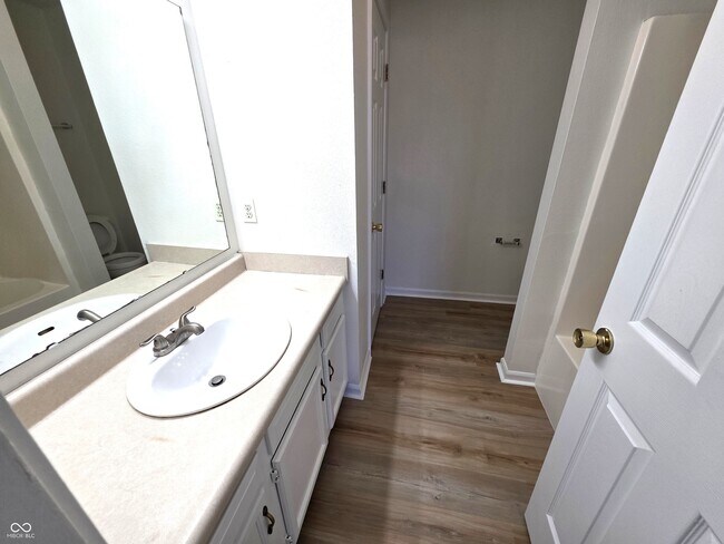 Building Photo - 11329 Smoothbark Dr