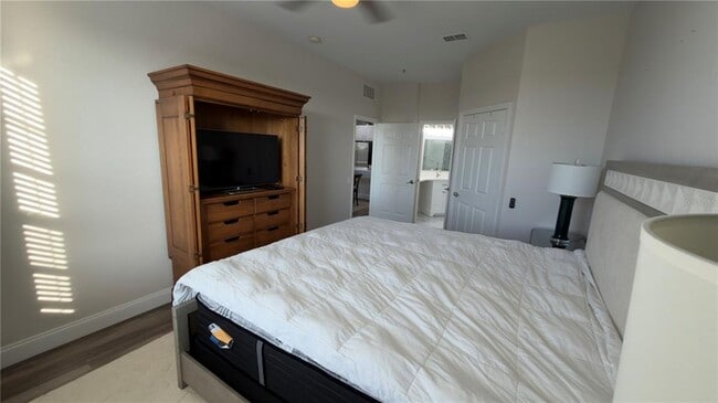 Building Photo - 6466 Cava Alta Dr