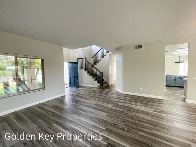 Building Photo - Beautifully remodeled home in Chateau Del ...