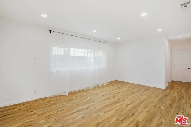 Building Photo - 1851 W 81st St