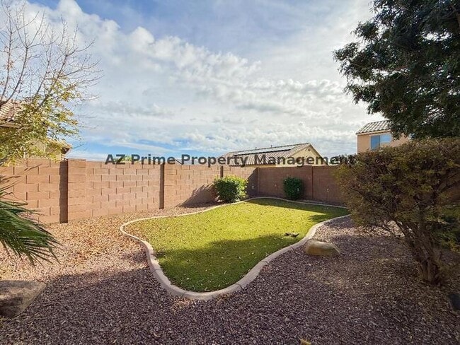 Building Photo - 18649 W Williams St