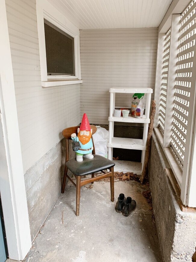 Building Photo - 1029 High St