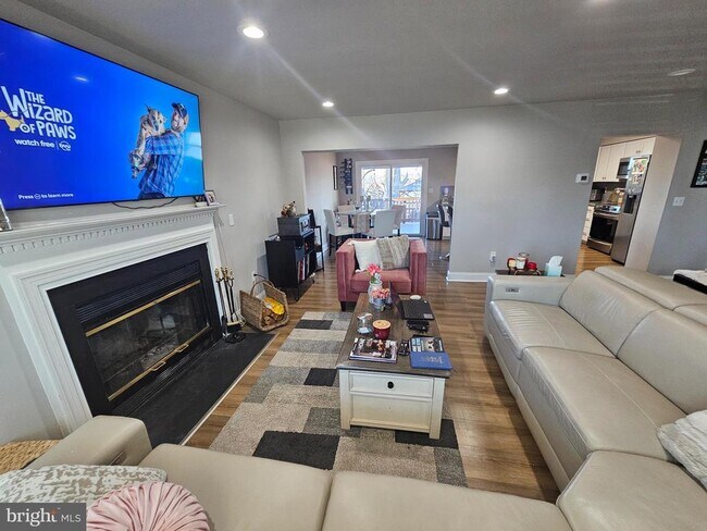 Building Photo - 3108 Sounding Dr