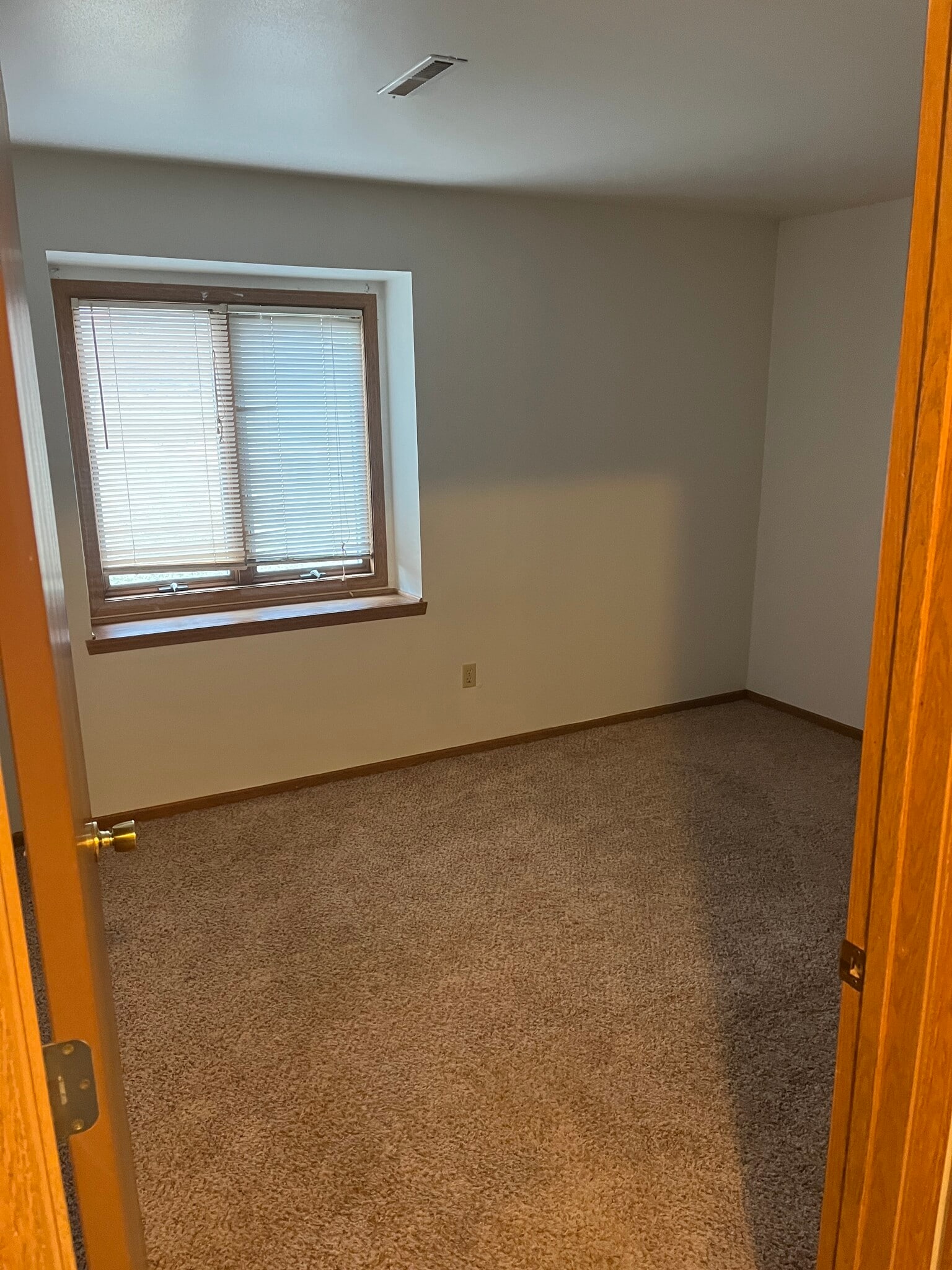 Building Photo - 521 Partridge Ct