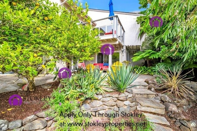 Building Photo - 155 Farallon Ct