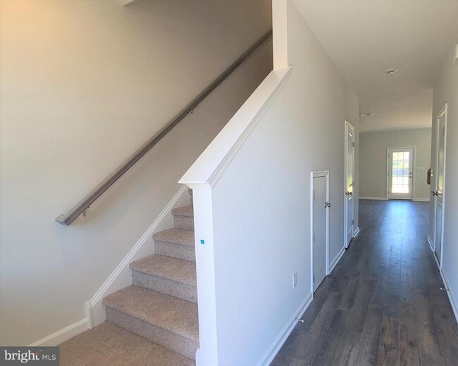 Building Photo - 874 Peaceful Ln