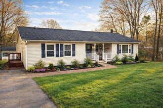 Building Photo - 606 Infinity Rd