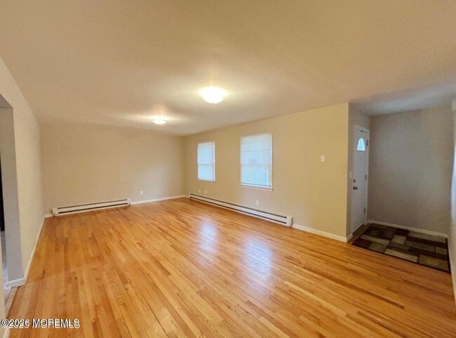 Building Photo - 501 Bismarck St