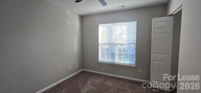 Building Photo - 14109 Southbridge Forest Dr