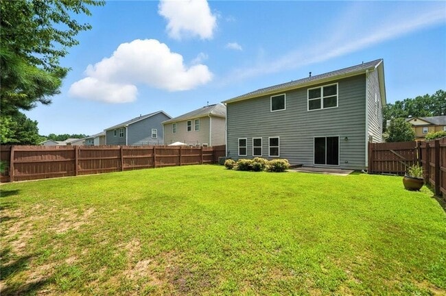 Building Photo - 301 Parkmont Way