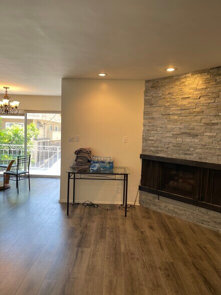 Primary Photo - 960 S Westgate Ave