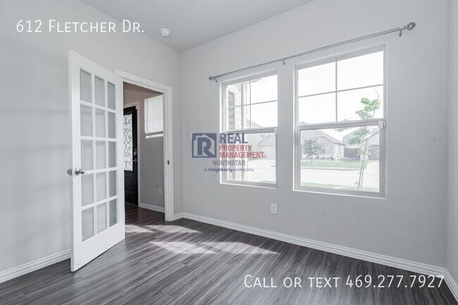 Building Photo - 612 Fletcher Dr