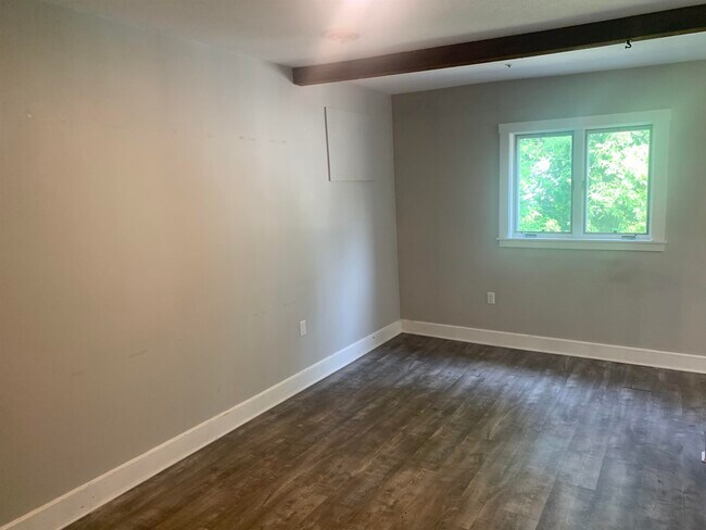 Building Photo - 14AB Preble St
