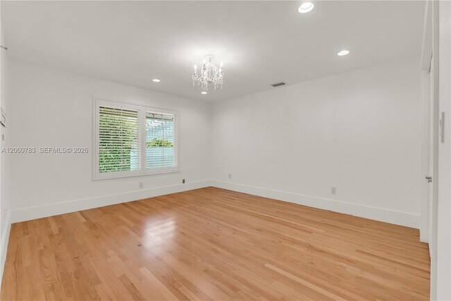 Building Photo - 451 Ridge Rd