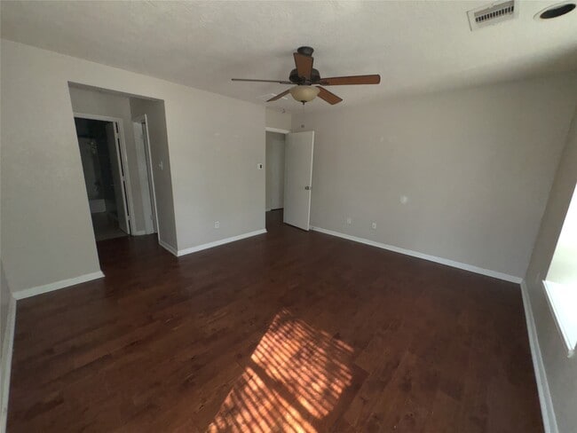 Building Photo - 503 Remington Glen Ct