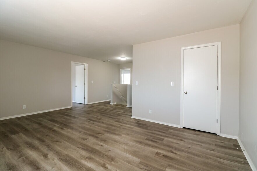 Building Photo - 3174 Hunter Farm Way