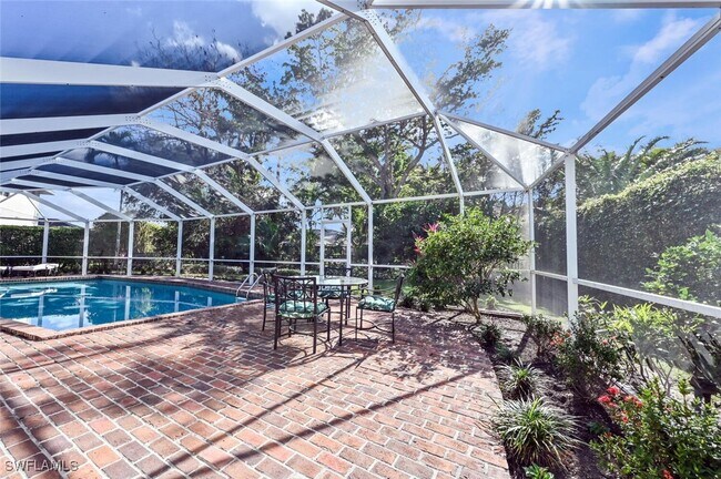 Building Photo - 508 Devils Ln