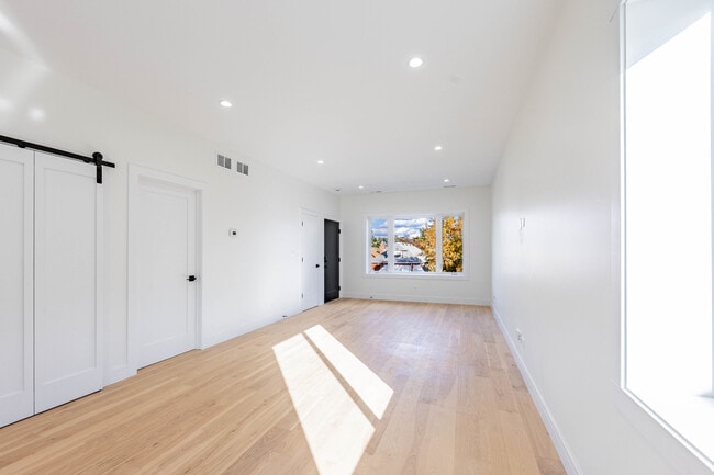 Building Photo - 2920 N 73rd Ct