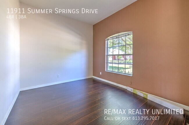 Building Photo - 11911 Summer Springs Dr