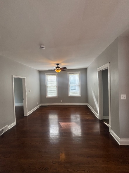 Building Photo - 7632 S Drexel Ave