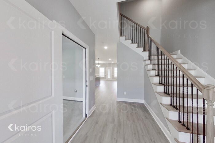 Building Photo - 3713 Oak Leaf Wy
