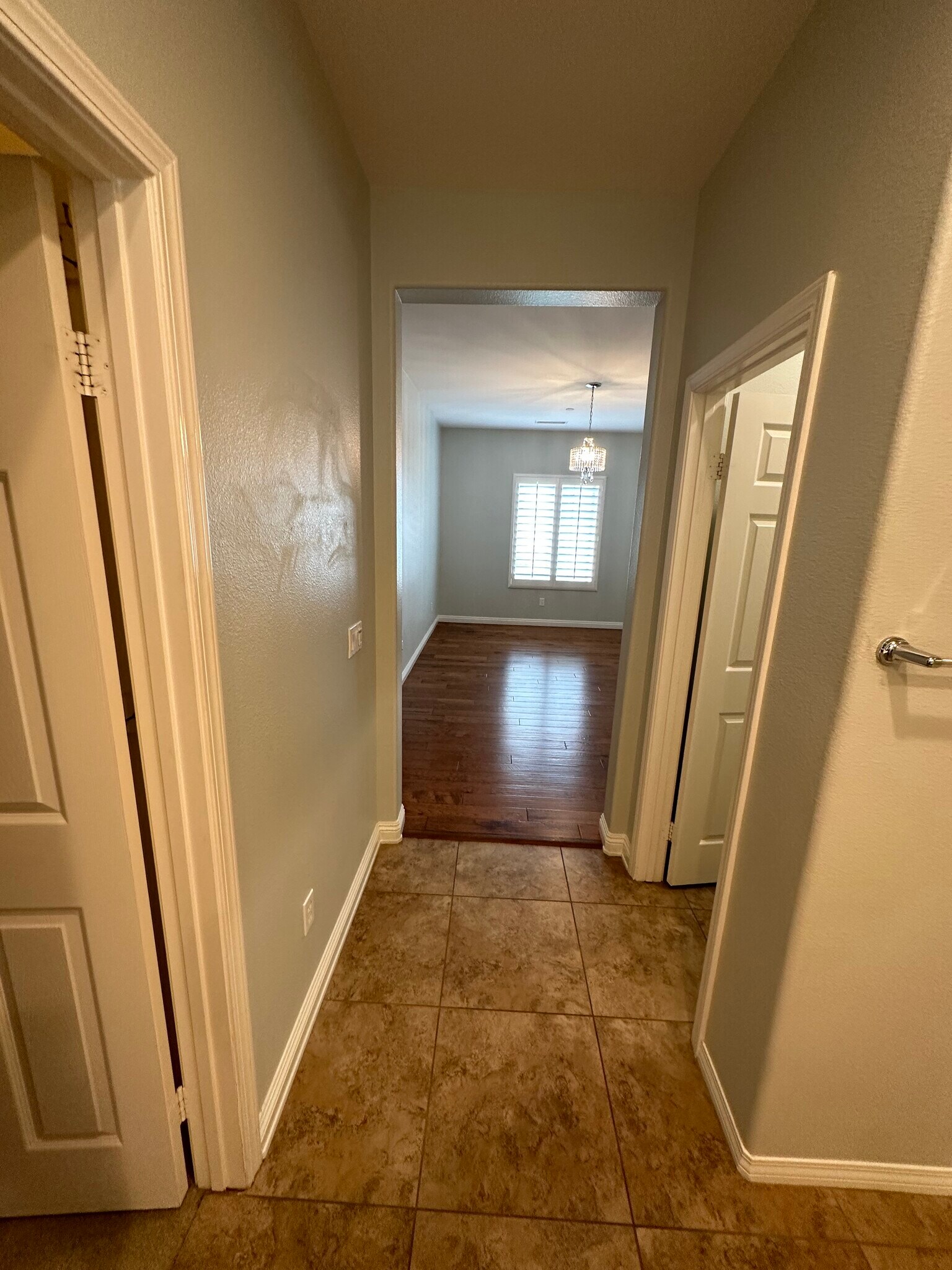 Building Photo - 715 Garonne St