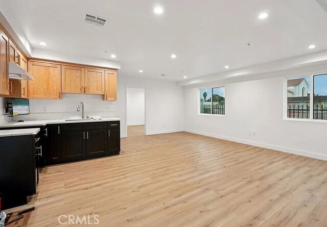 Building Photo - 10422 Graham Ave