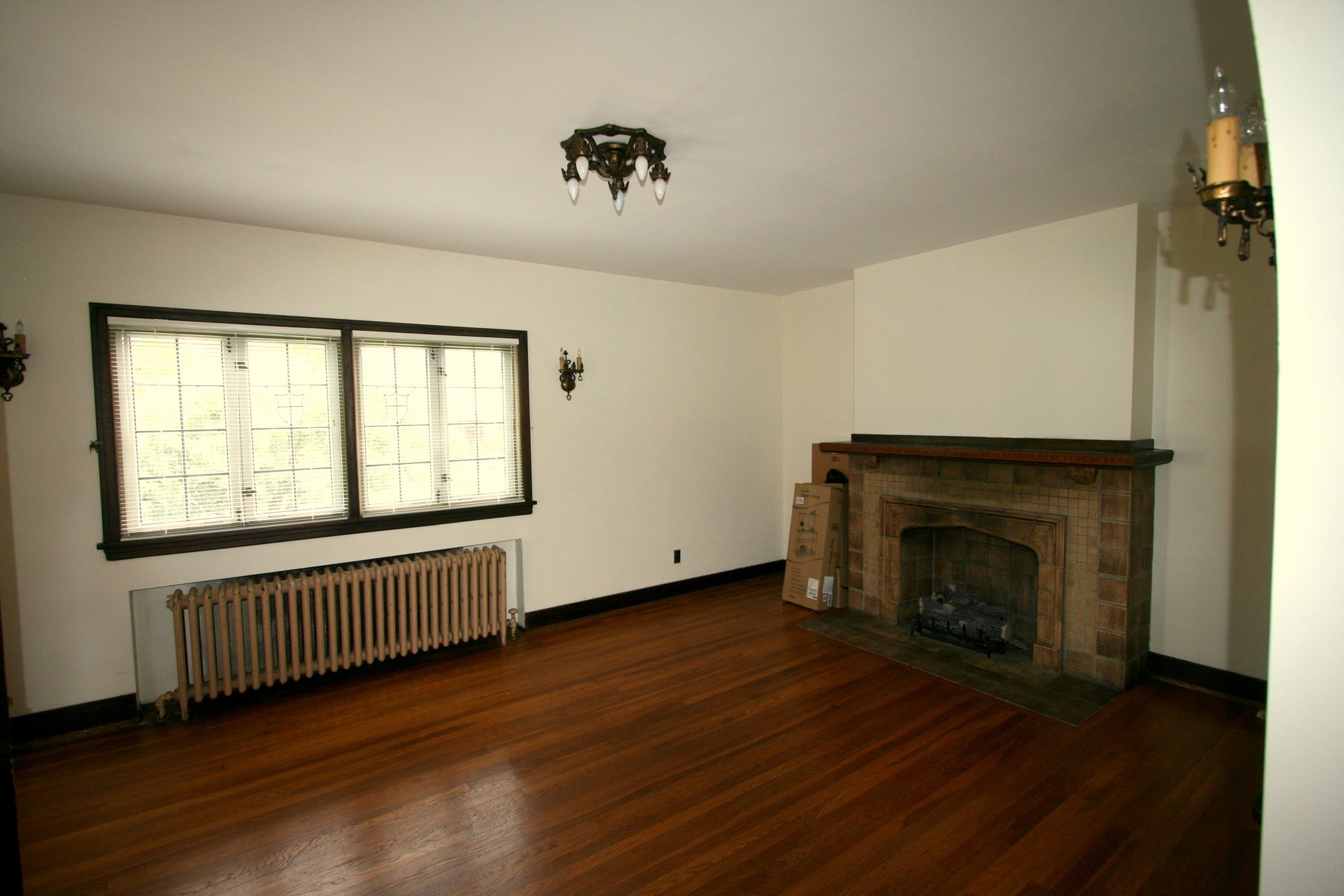 Living Room Front of House - 330 S Aiken Ave