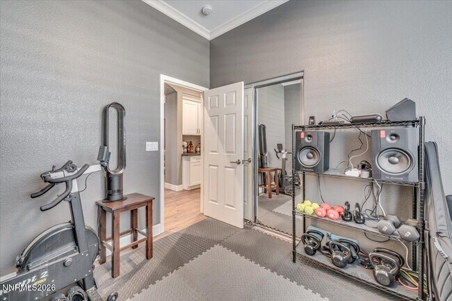 Building Photo - 10562 Thistle Berry Ct