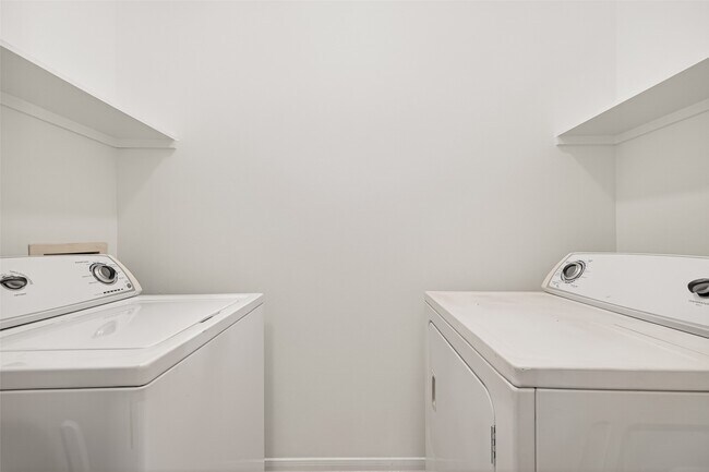 Building Photo - 4719 Cashel Cir