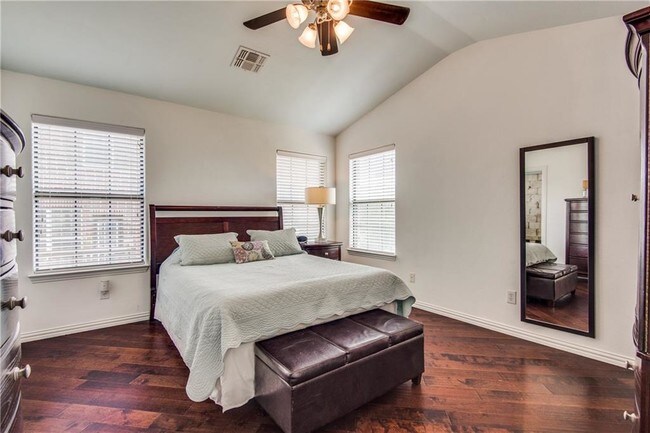 Building Photo - 1503 Biltmore Ln