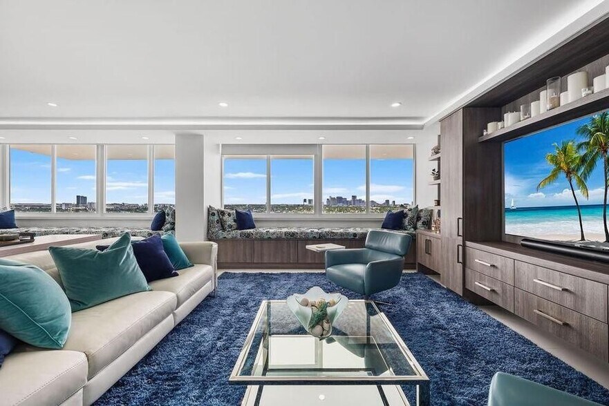 Building Photo - 545 S Fort Lauderdale Beach Blvd