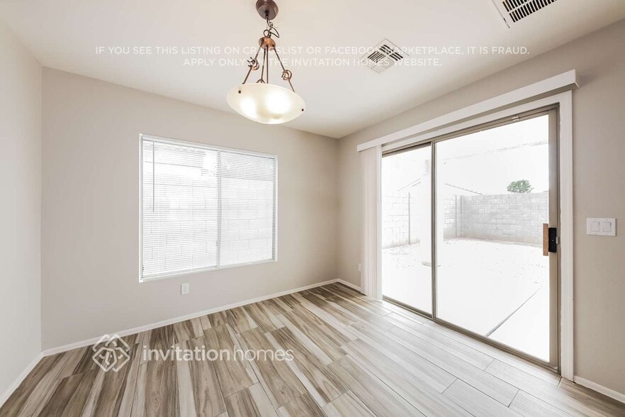 Building Photo - 12845 W Myer Ln