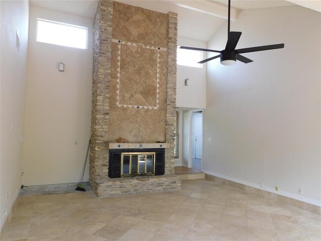 Building Photo - 1006 Porpoise St