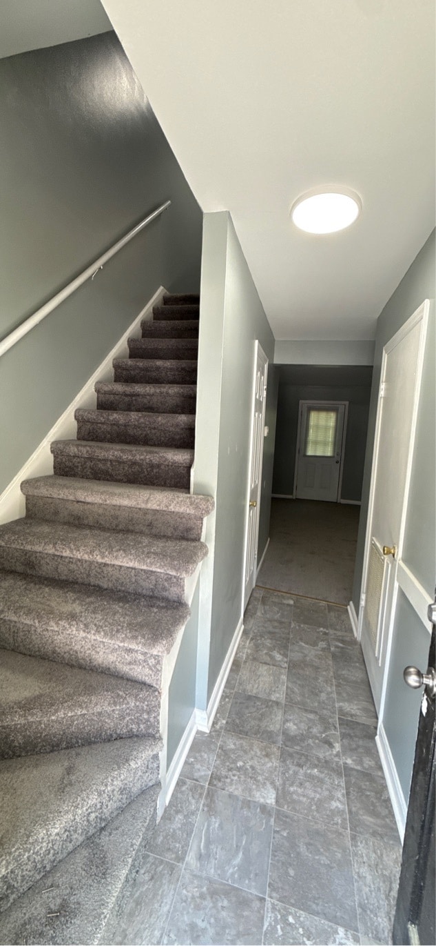 Building Photo - 116 Aqua Ct