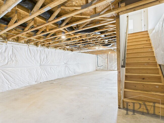 Building Photo - Coming Soon - Spacious 2 Bedroom, 2.5 Bath...