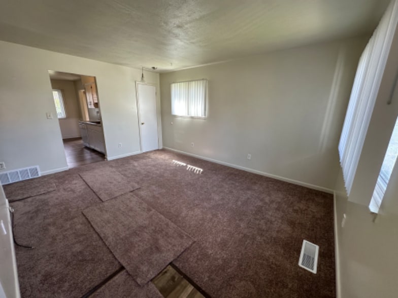 Building Photo - 4109 Burchfield Dr