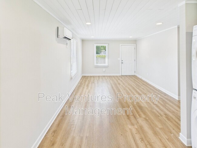 Building Photo - 312 Eunice Dr