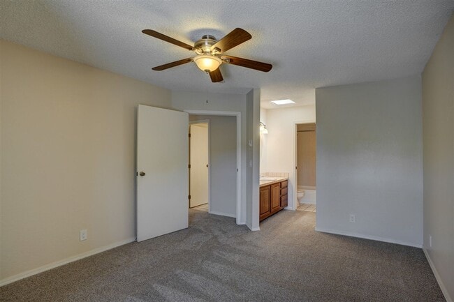 Building Photo - Price Reduced! Granite Creek Condo - 2 bed...